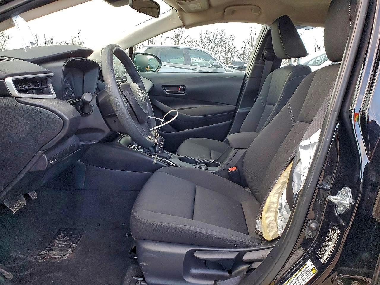 2025 Toyota Corolla Le - Фото 7