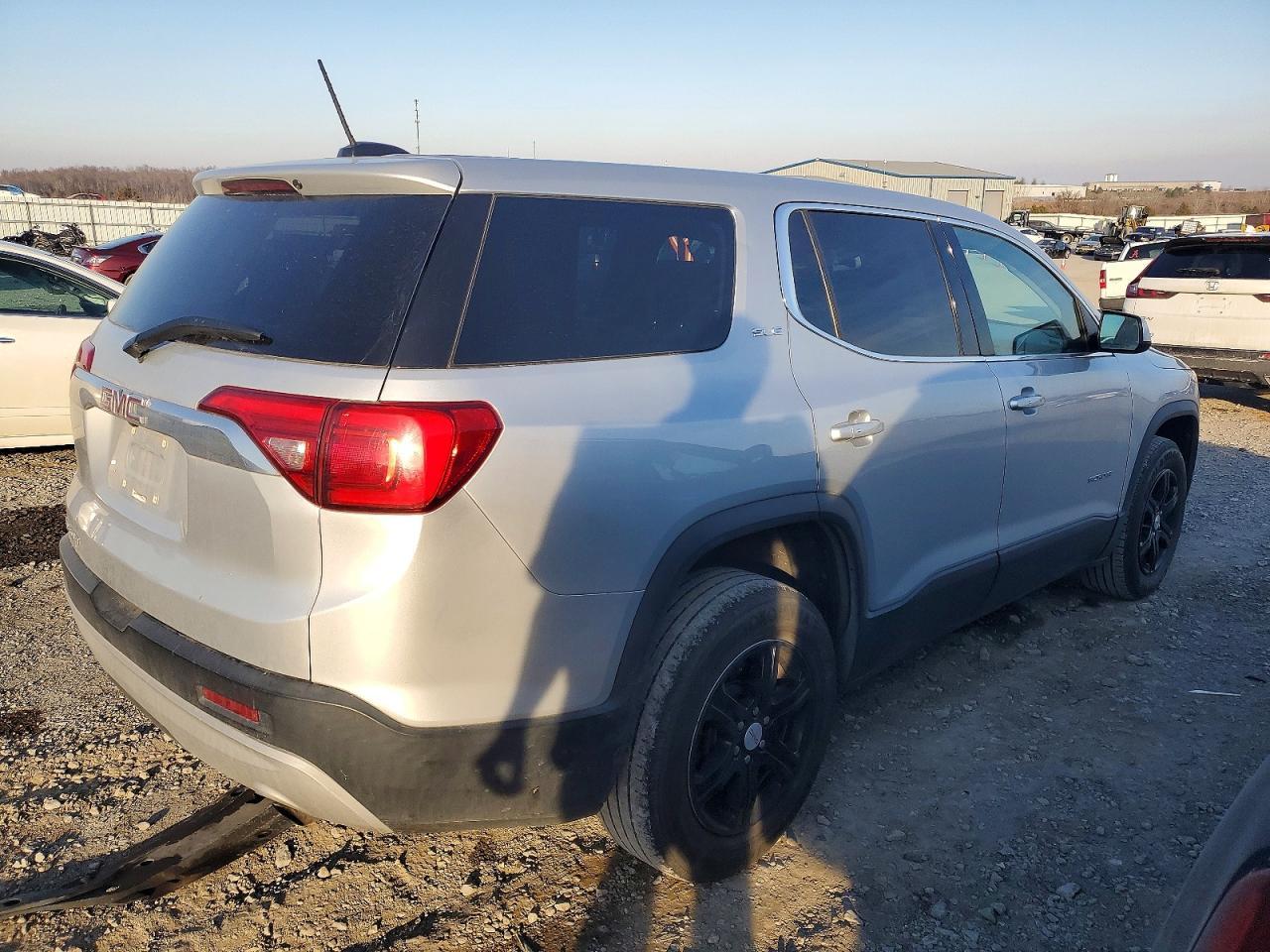 2017 GMC Acadia Sle - Фото 3
