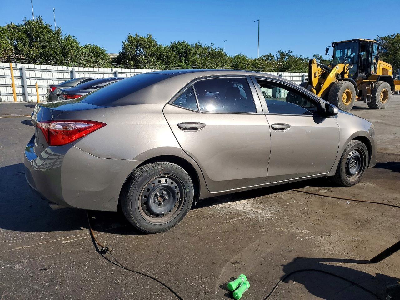 2018 Toyota Corolla L - Фото 3