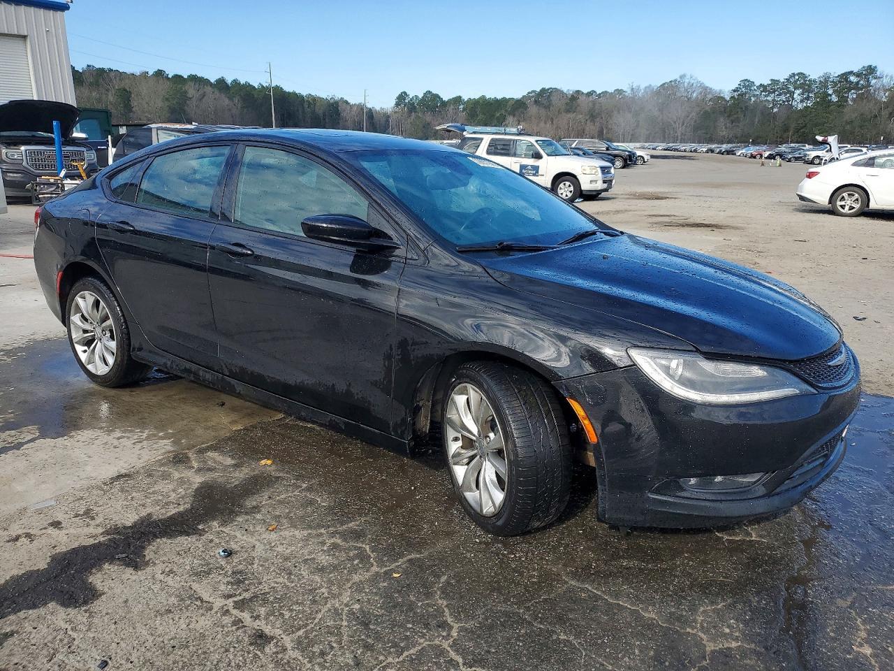 2015 Chrysler 200 S - Фото 4