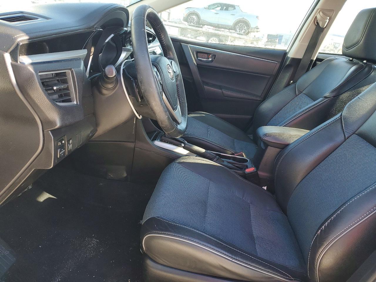 2015 Toyota Corolla L - Фото 7