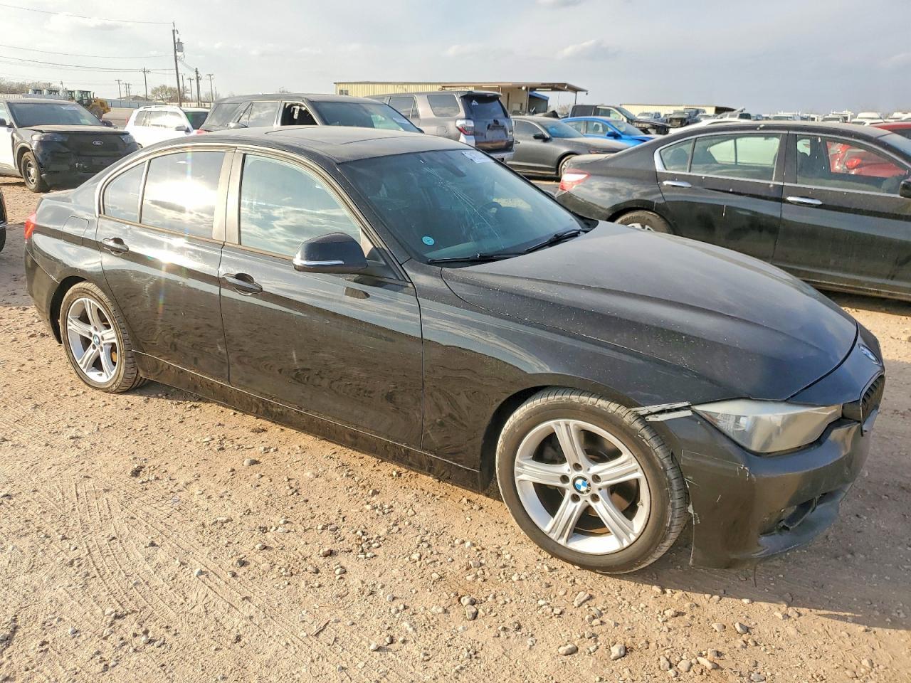 2014 BMW 320 I - Фото 4