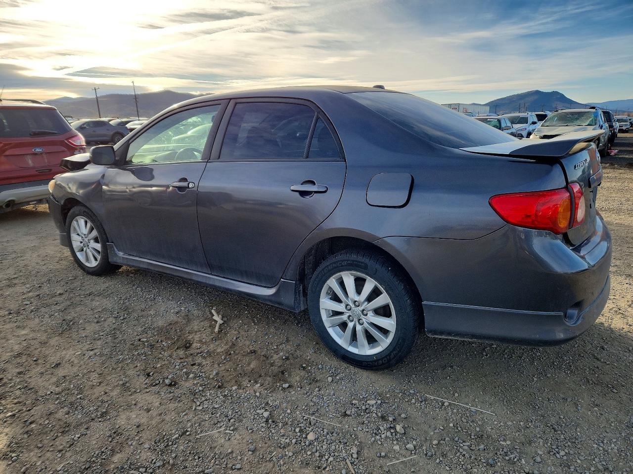 2009 Toyota Corolla S - Фото 2