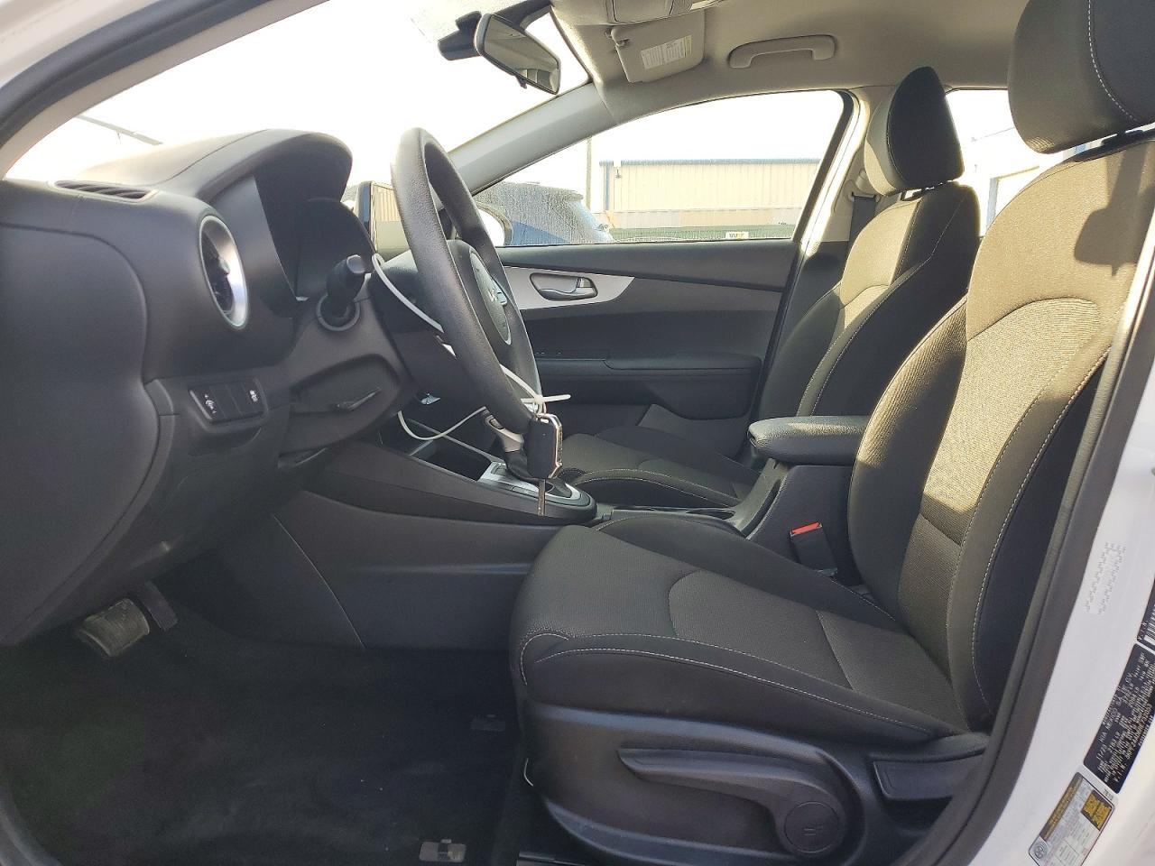 2024 Kia Forte Lx - Image 7