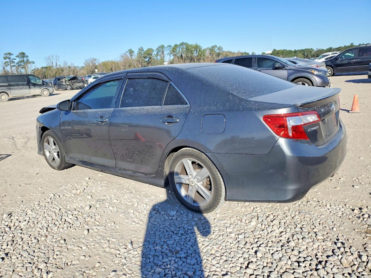 2013 Toyota Camry L - Image 2