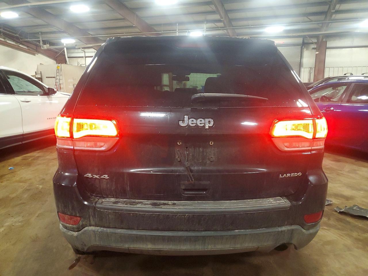 2015 Jeep Grand Cherokee Laredo - Фото 6