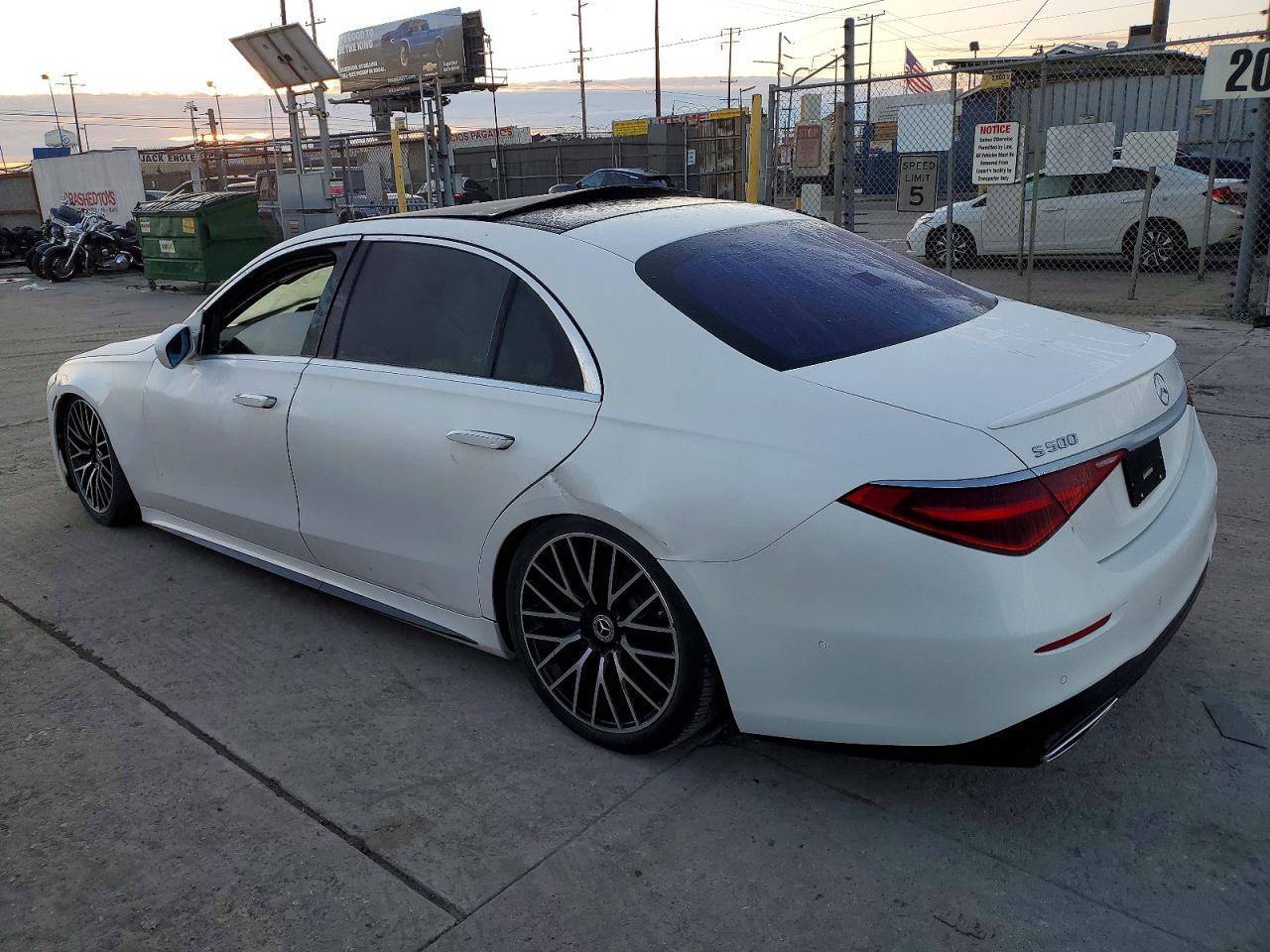 2022 Mercedes-Benz S 500 4Matic - Фото 2