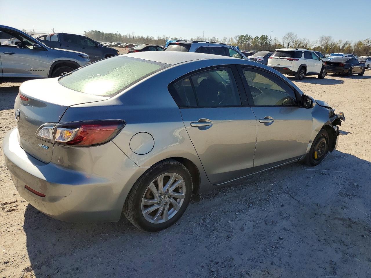 2012 Mazda 3 I - Фото 3