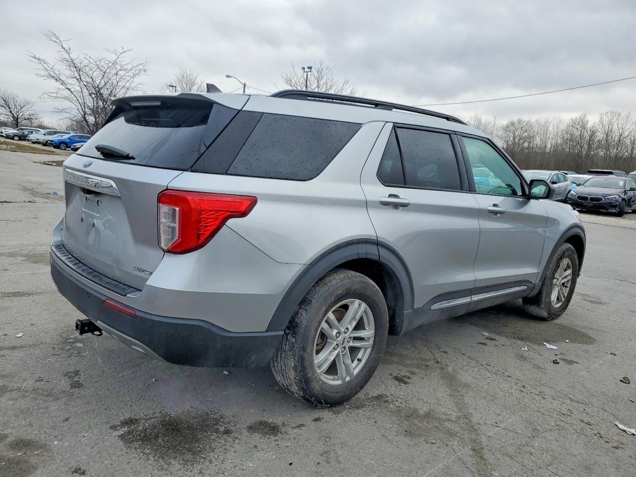 2021 Ford Explorer Xlt - Фото 3