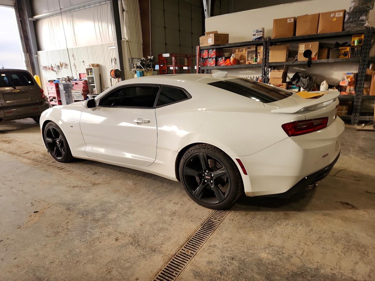 2017 Chevrolet Camaro Ss - Фото 2