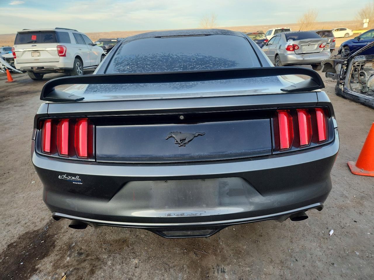 2016 Ford Mustang - Image 6