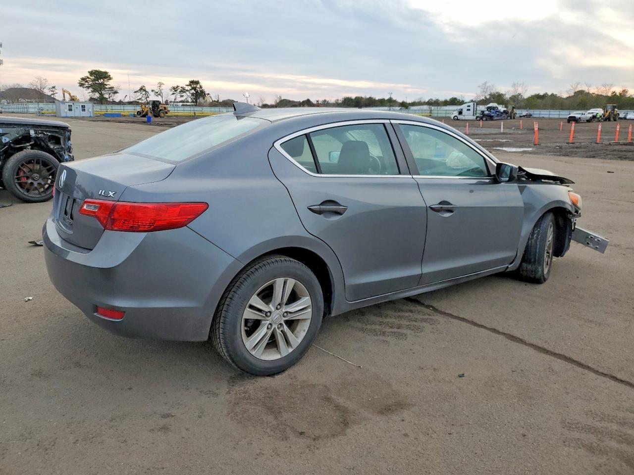 2013 Acura Ilx 20 - Фото 3