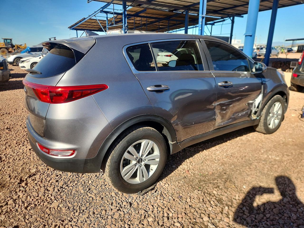 2017 Kia Sportage Lx - Image 3