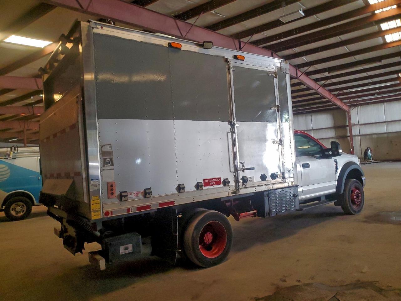 2019 Ford F550 Super Duty - Фото 3