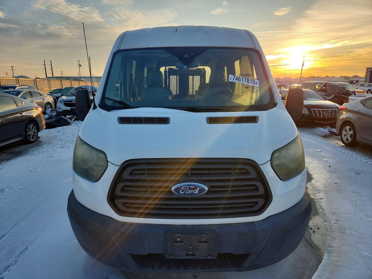 2015 Ford Transit T-150 - Фото 5