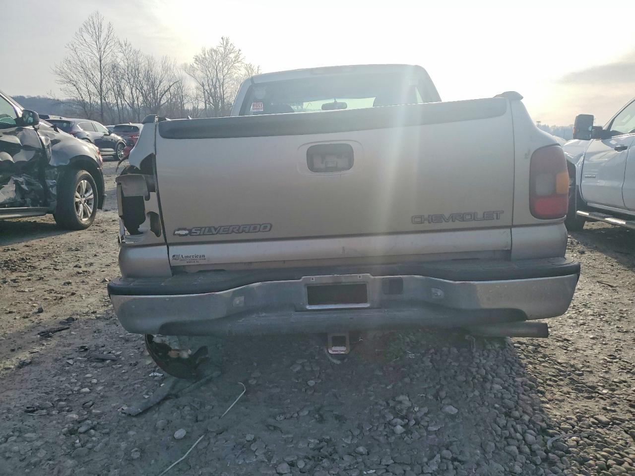 2001 Chevrolet Silverado C1500 - Image 6