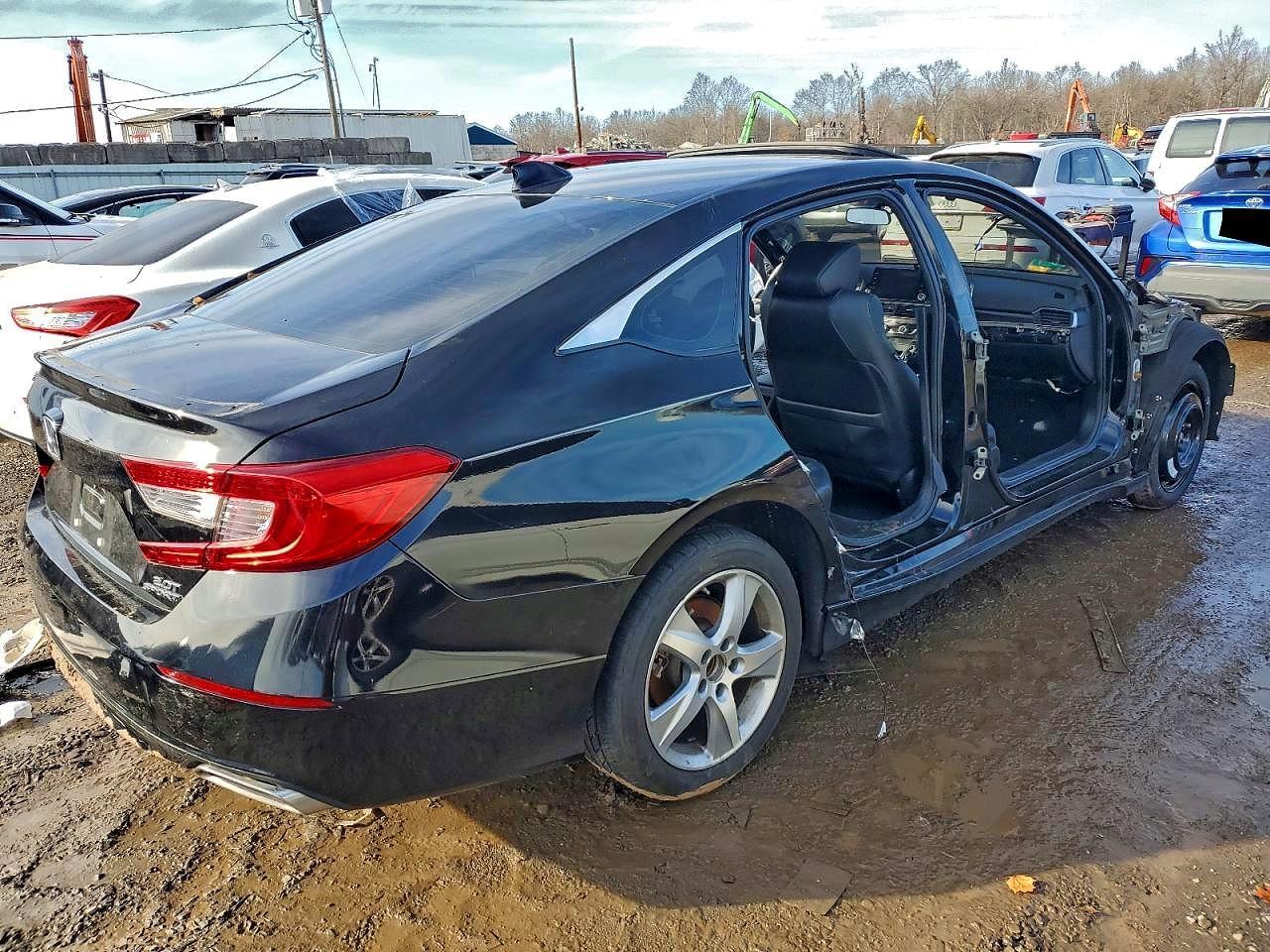 2021 Honda Accord Sport - Фото 3