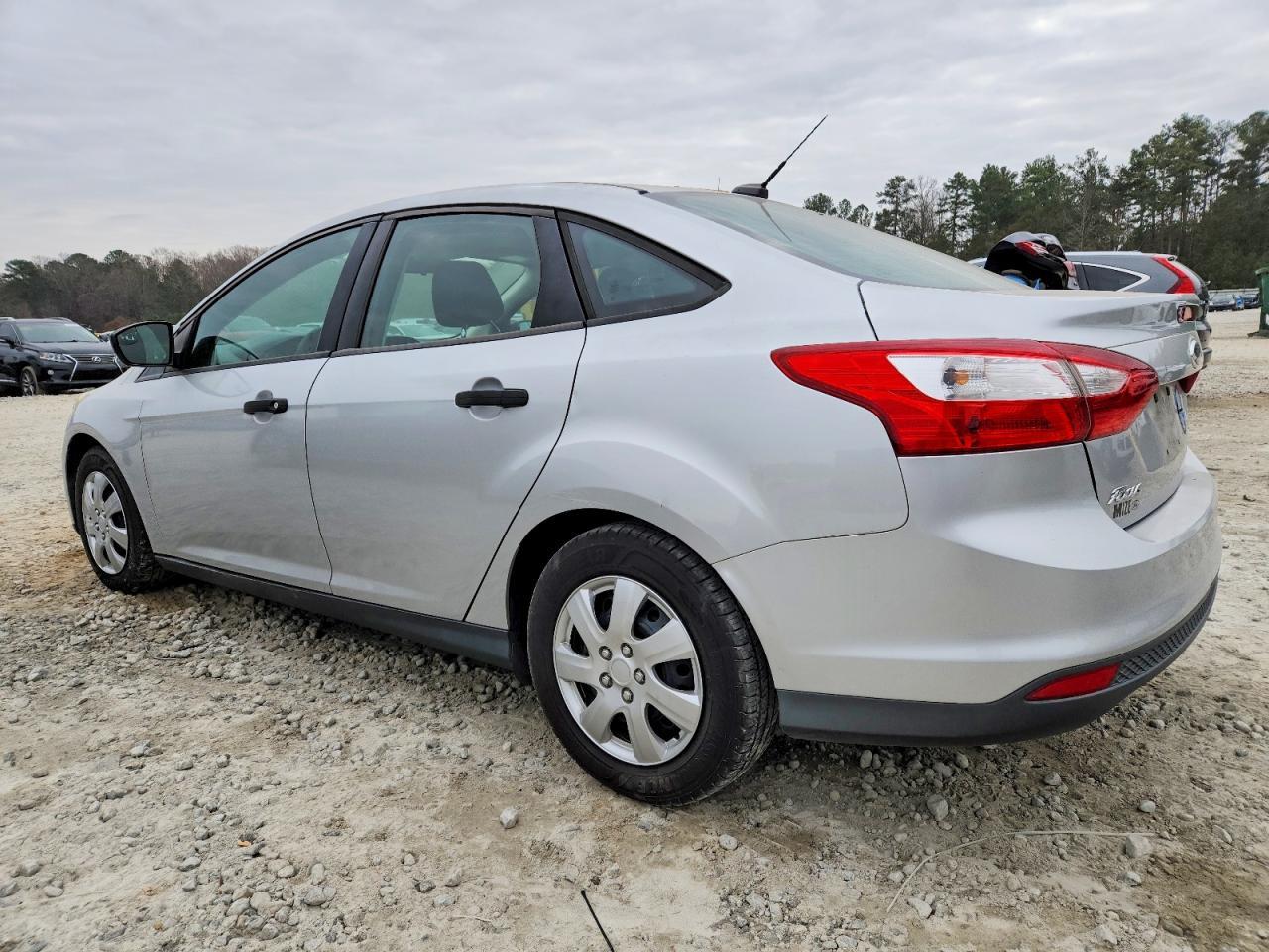 2012 Ford Focus S - Фото 2
