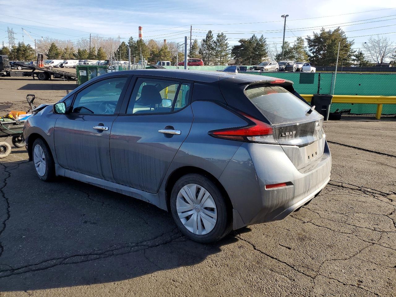 2025 Nissan Leaf S - Image 2