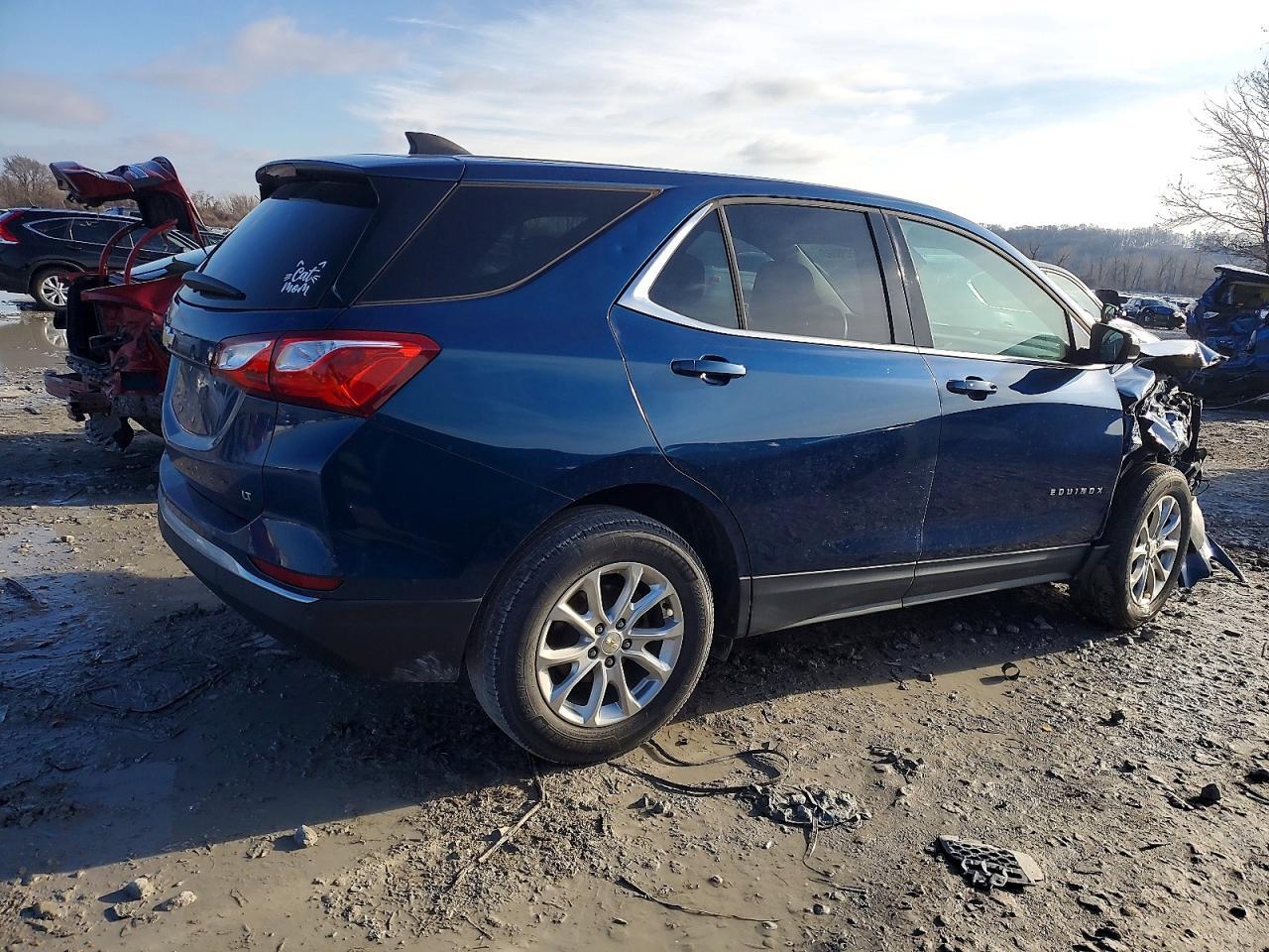 2020 Chevrolet Equinox Lt - Фото 3
