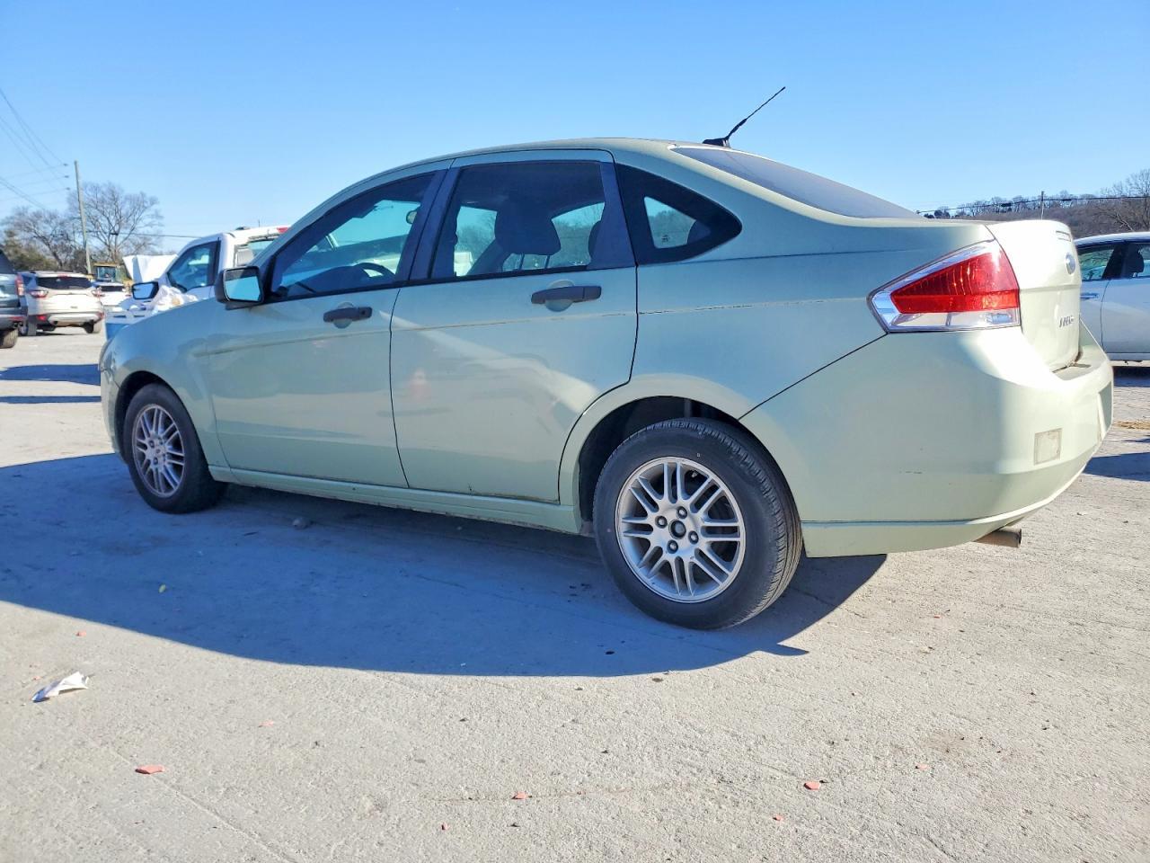 2010 Ford Focus Se - Фото 2