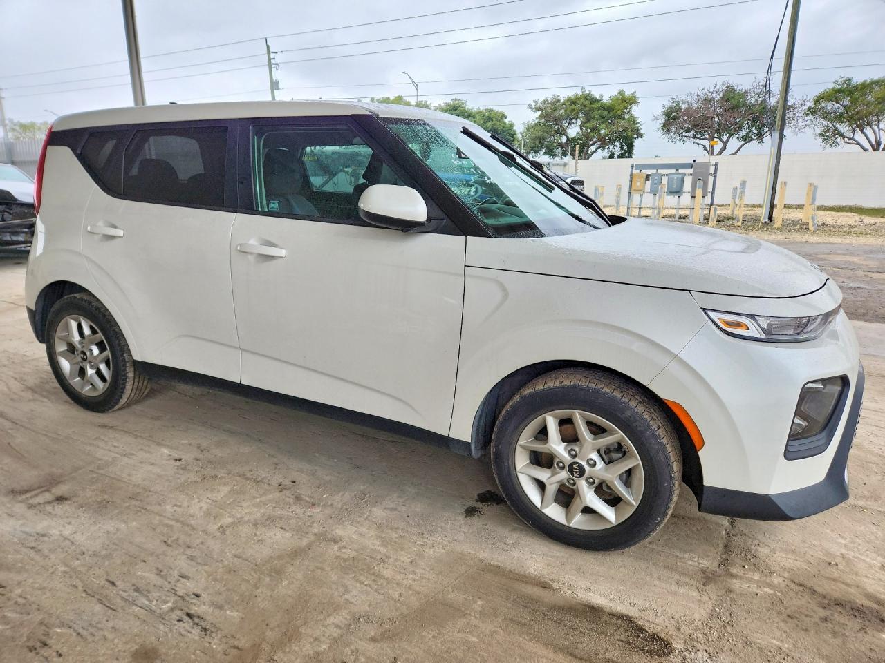 2021 Kia Soul Lx - Фото 4