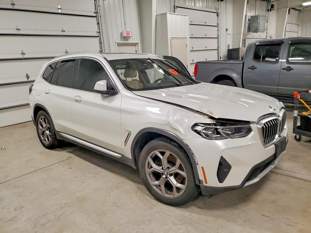 2022 BMW Motorrad X3 xDrive30I - Image 4