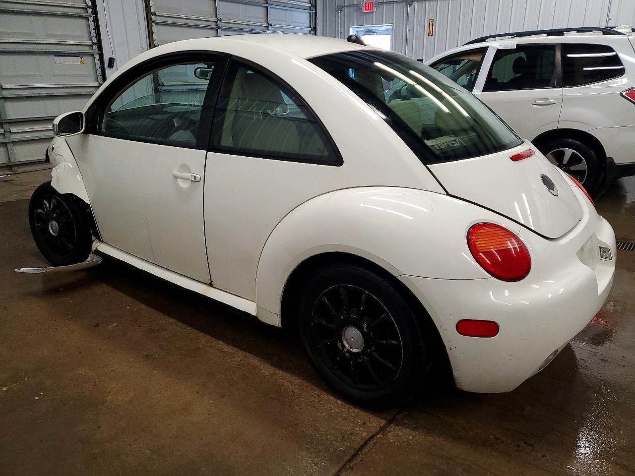 2005 Volkswagen New Beetle Gls - Фото 2