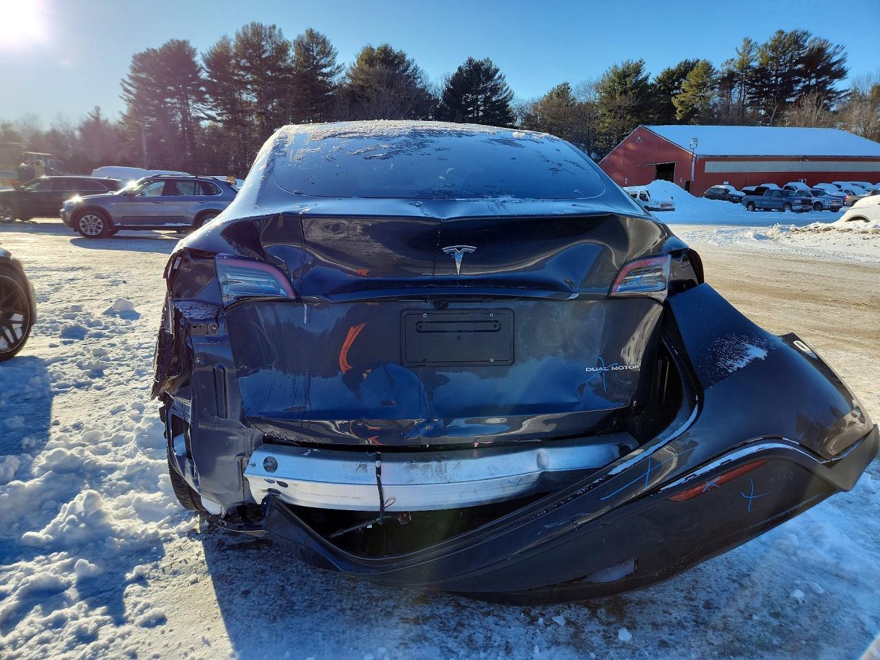 2024 Tesla Model Y - Фото 6