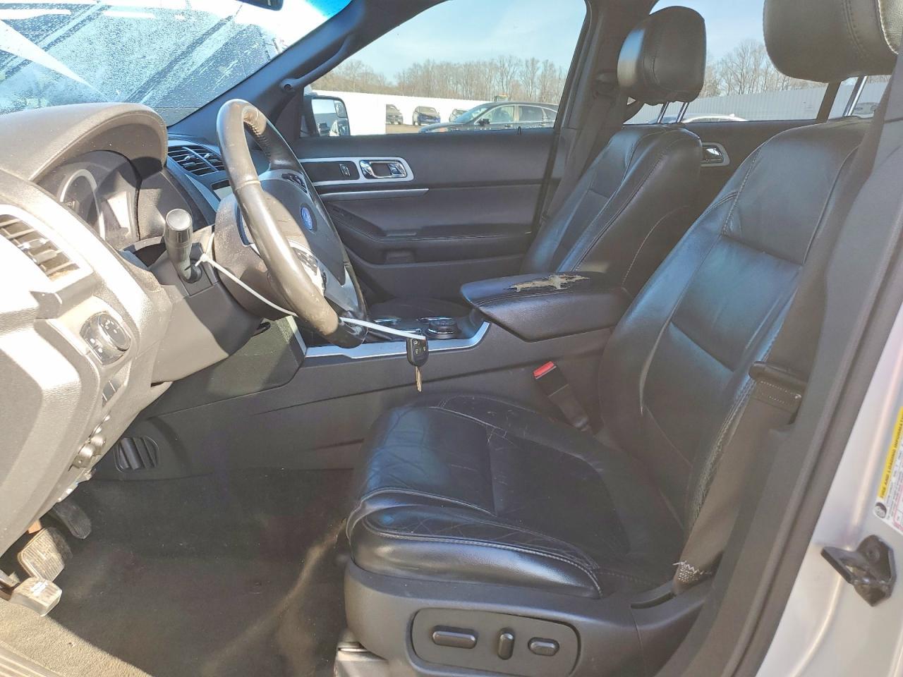 2011 Ford Explorer Xlt - Фото 7
