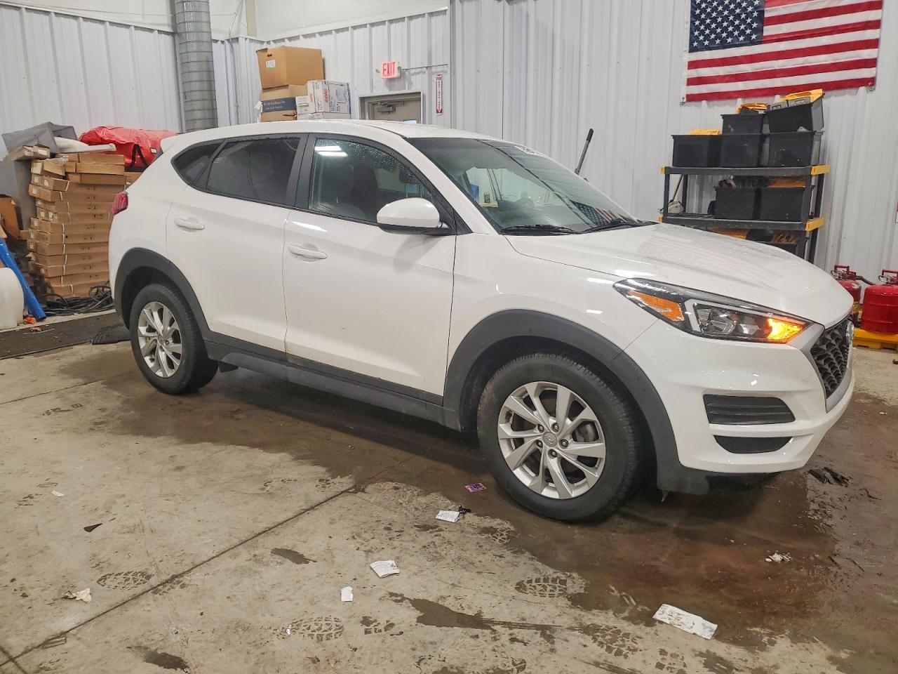 2021 Hyundai Tucson Se - Image 4