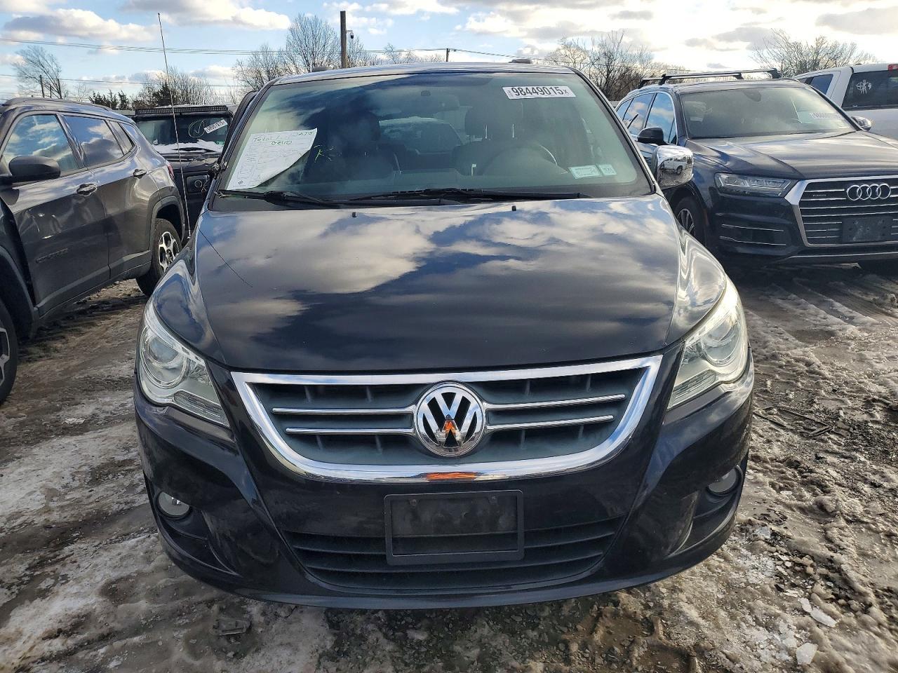 2012 Volkswagen Routan Sel Premium - Фото 5