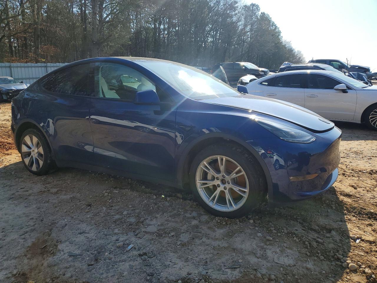 2022 Tesla Model Y - Фото 4