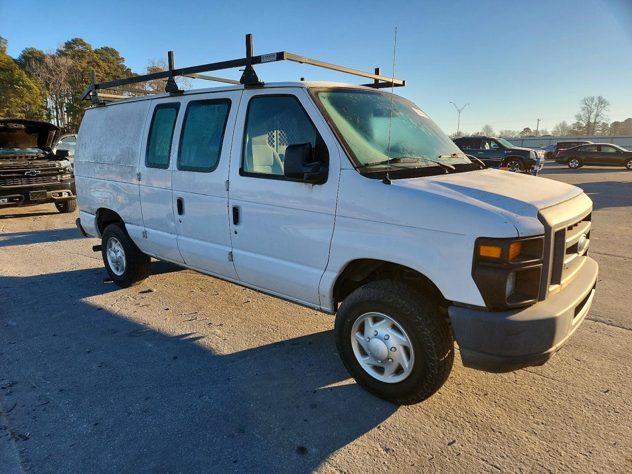 2013 Ford E350 - Фото 4