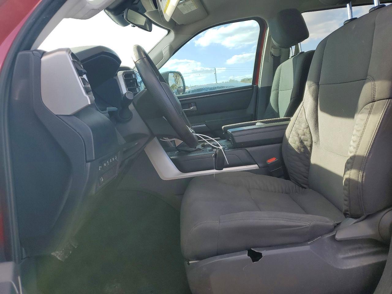 2022 Toyota Tundra Crewmax Sr - Image 7