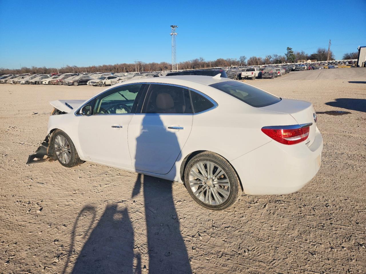 2014 Buick Verano - Image 2