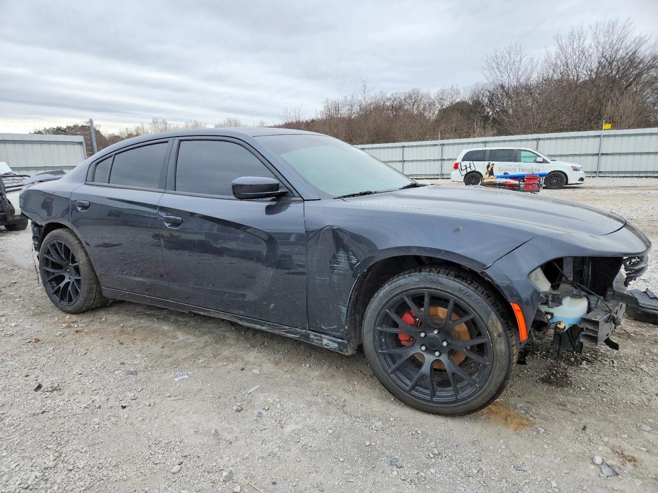 2017 Dodge Charger Se - Image 4