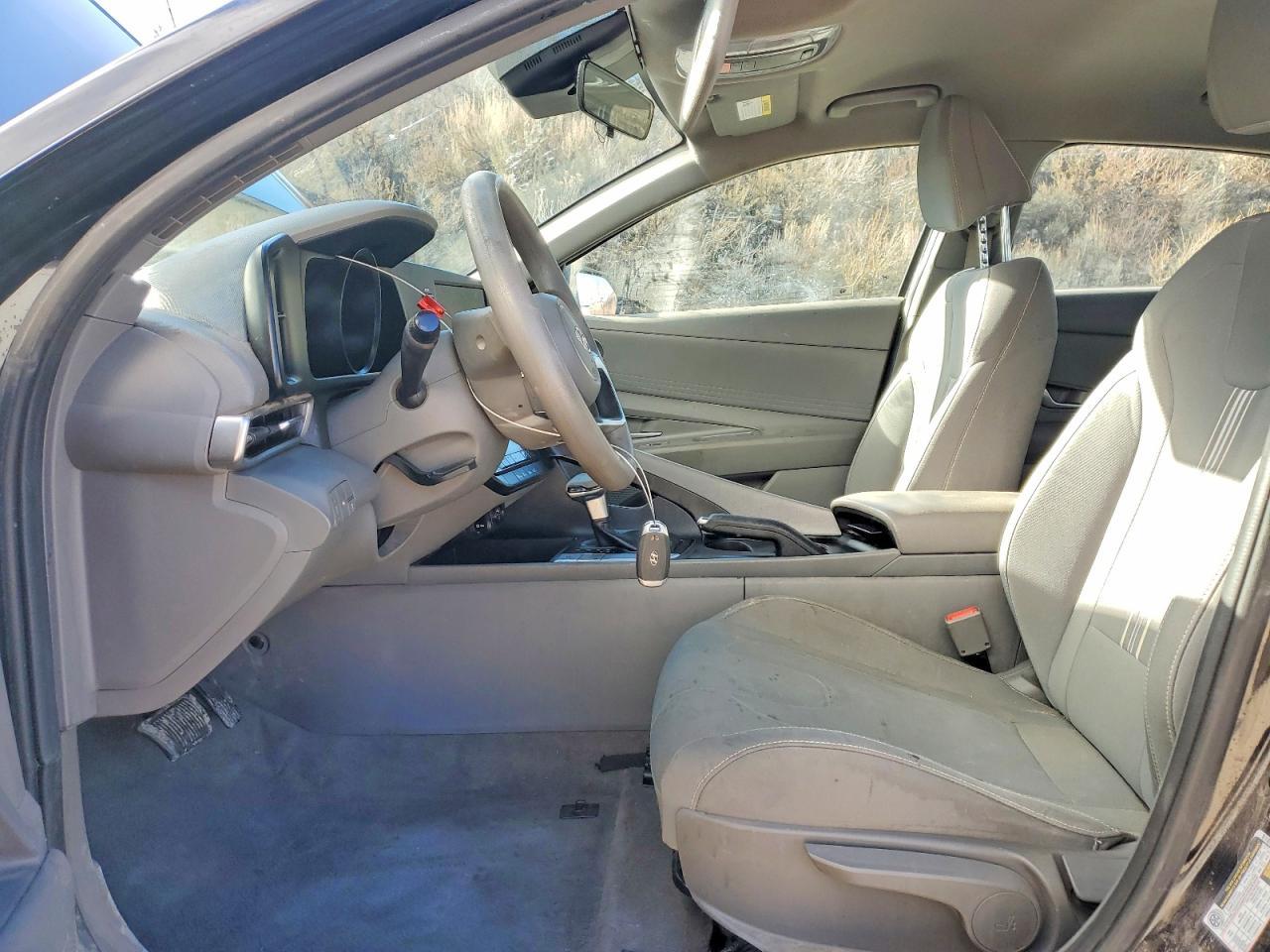 2023 Hyundai Elantra Sel - Image 7