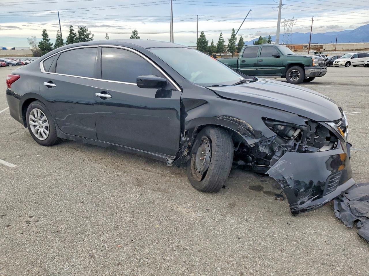 2018 Nissan Altima 2.5 - Image 4