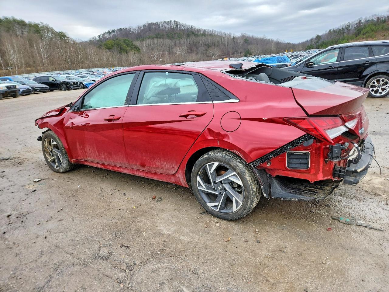 2024 Hyundai Elantra Sel - Image 2