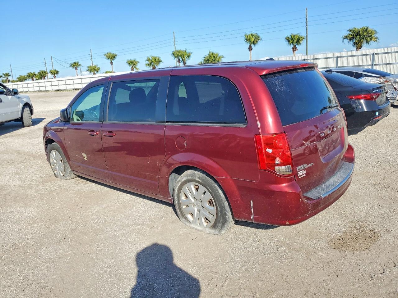 2018 Dodge Grand Caravan Se - Фото 2