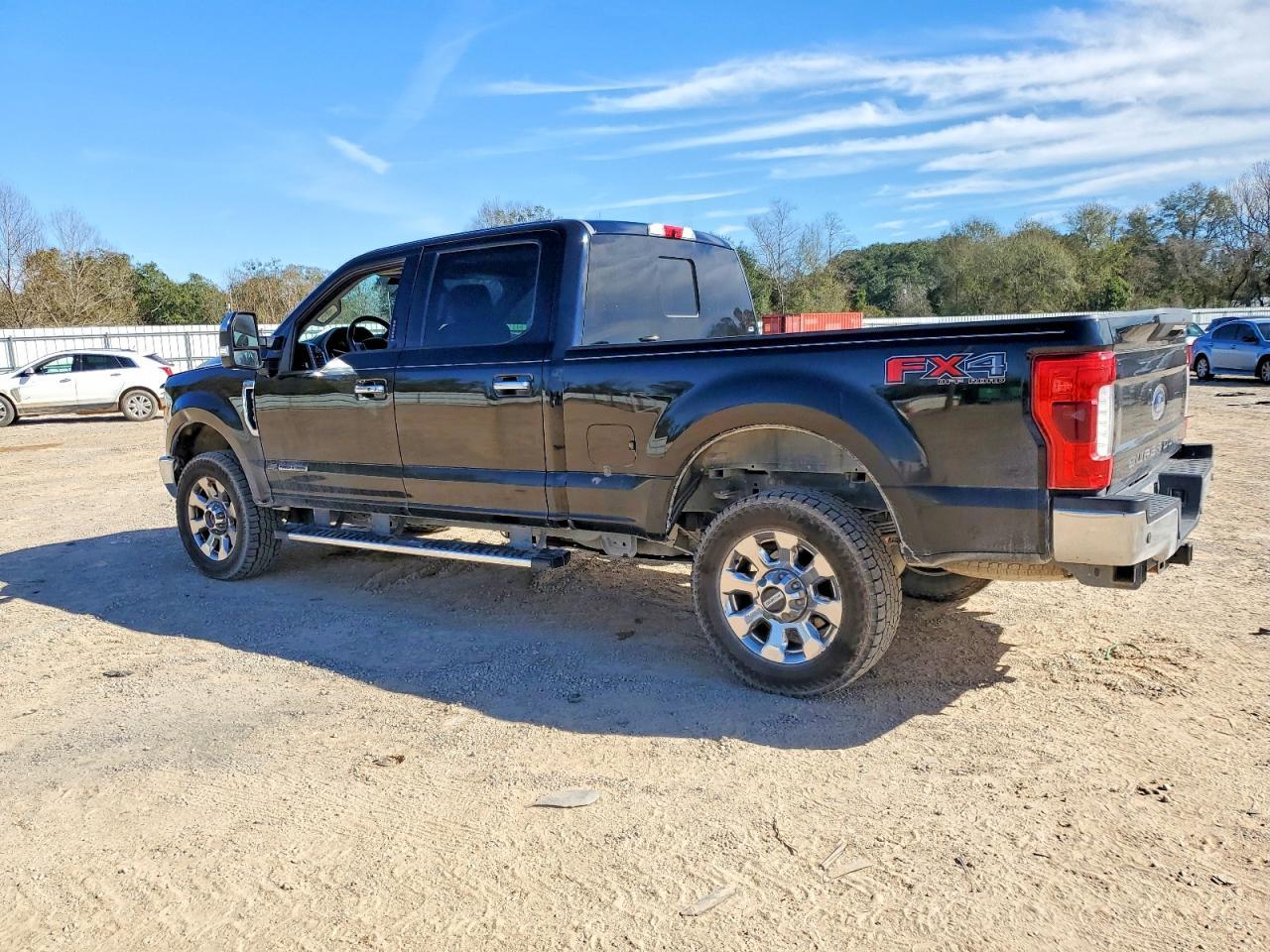 2017 Ford F350 Super Duty - Image 2