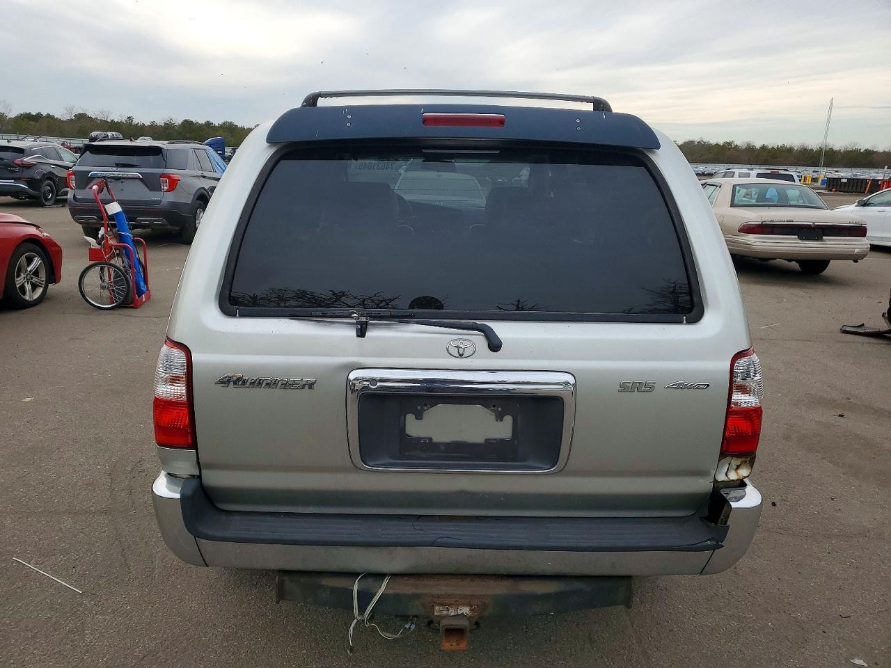 2002 Toyota 4Runner Sr5 - Фото 6