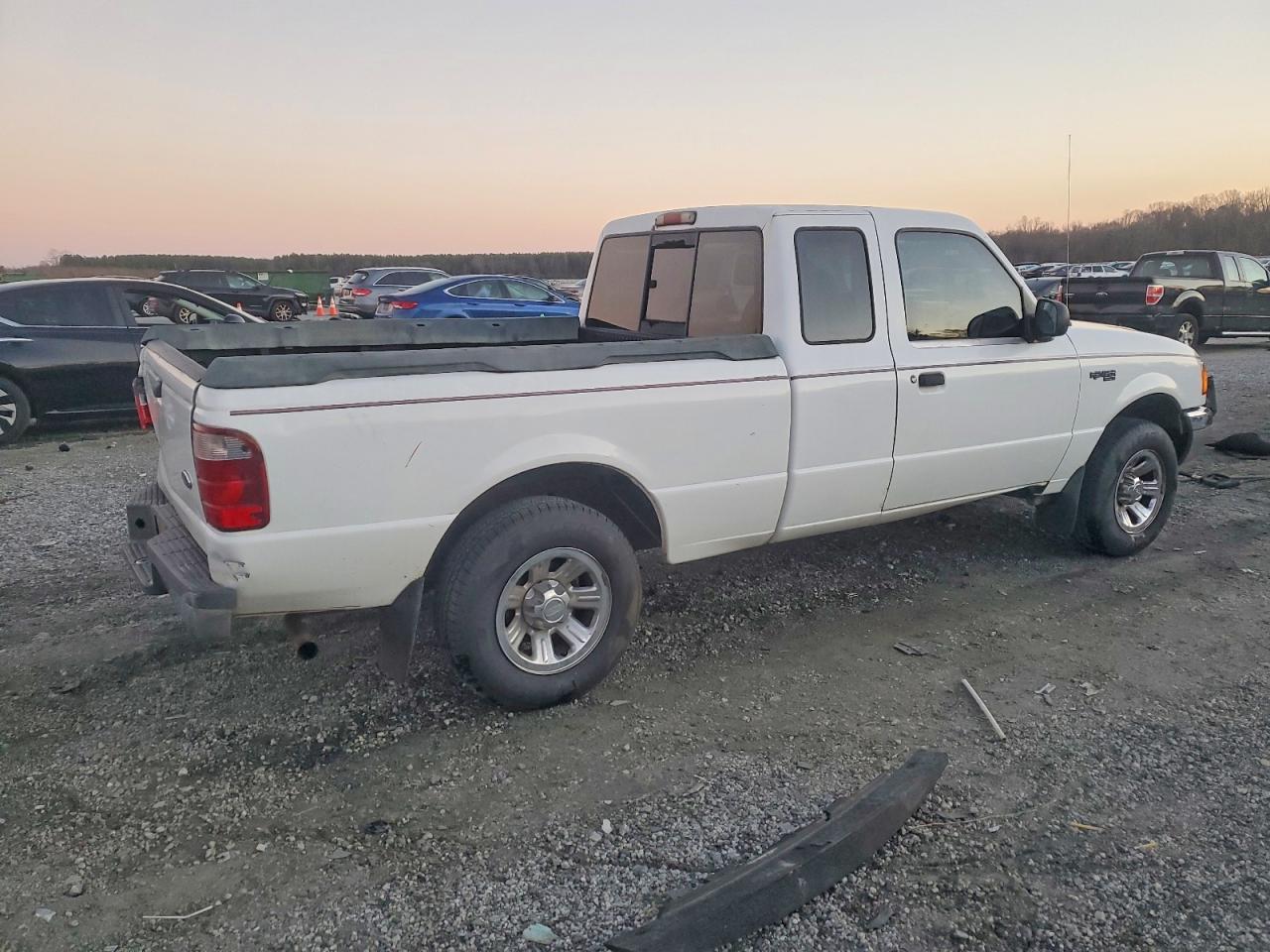 2001 Ford Ranger Super Cab - Image 3