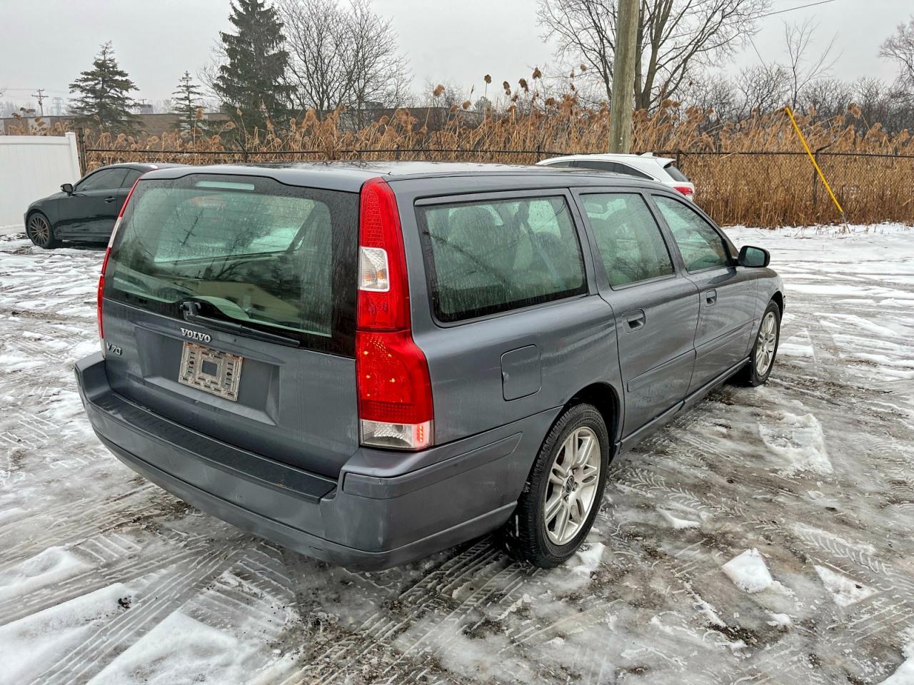 2006 Volvo V70 - Image 4