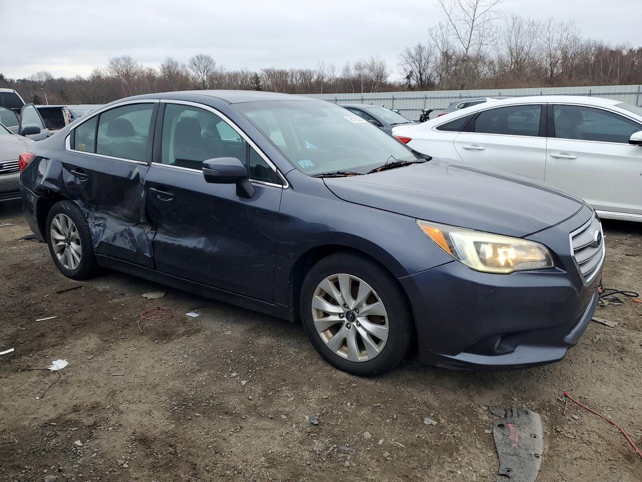 2016 Subaru Legacy 2.5I Premium - Image 4