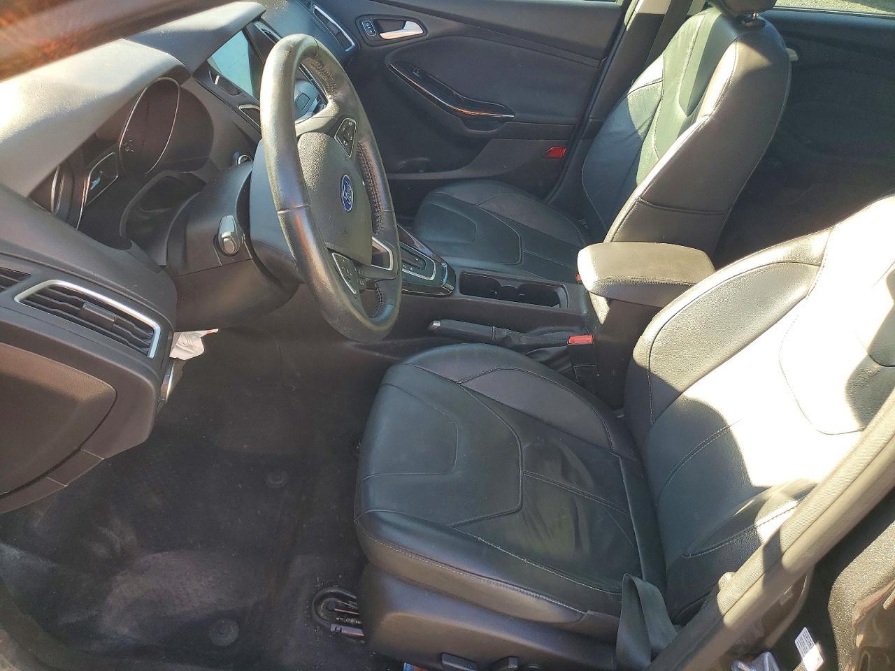 2017 Ford Focus Titanium - Image 7