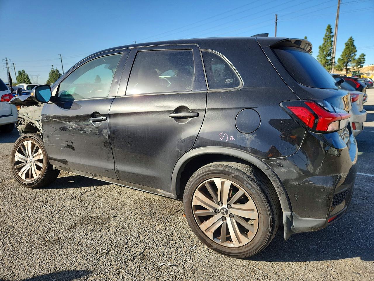 2022 Mitsubishi Outlander Sport Se - Фото 2