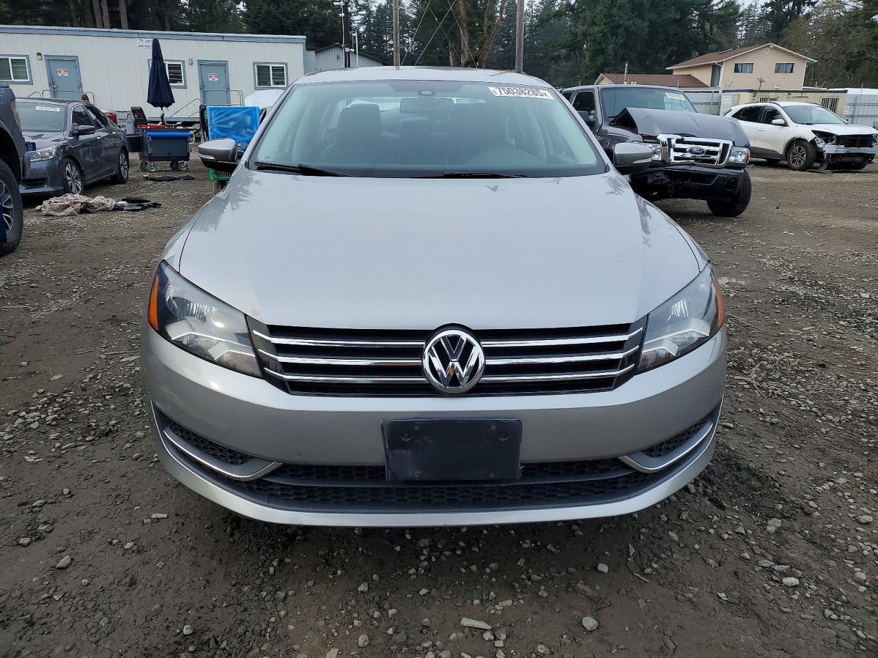 2013 Volkswagen Passat Se - Image 5