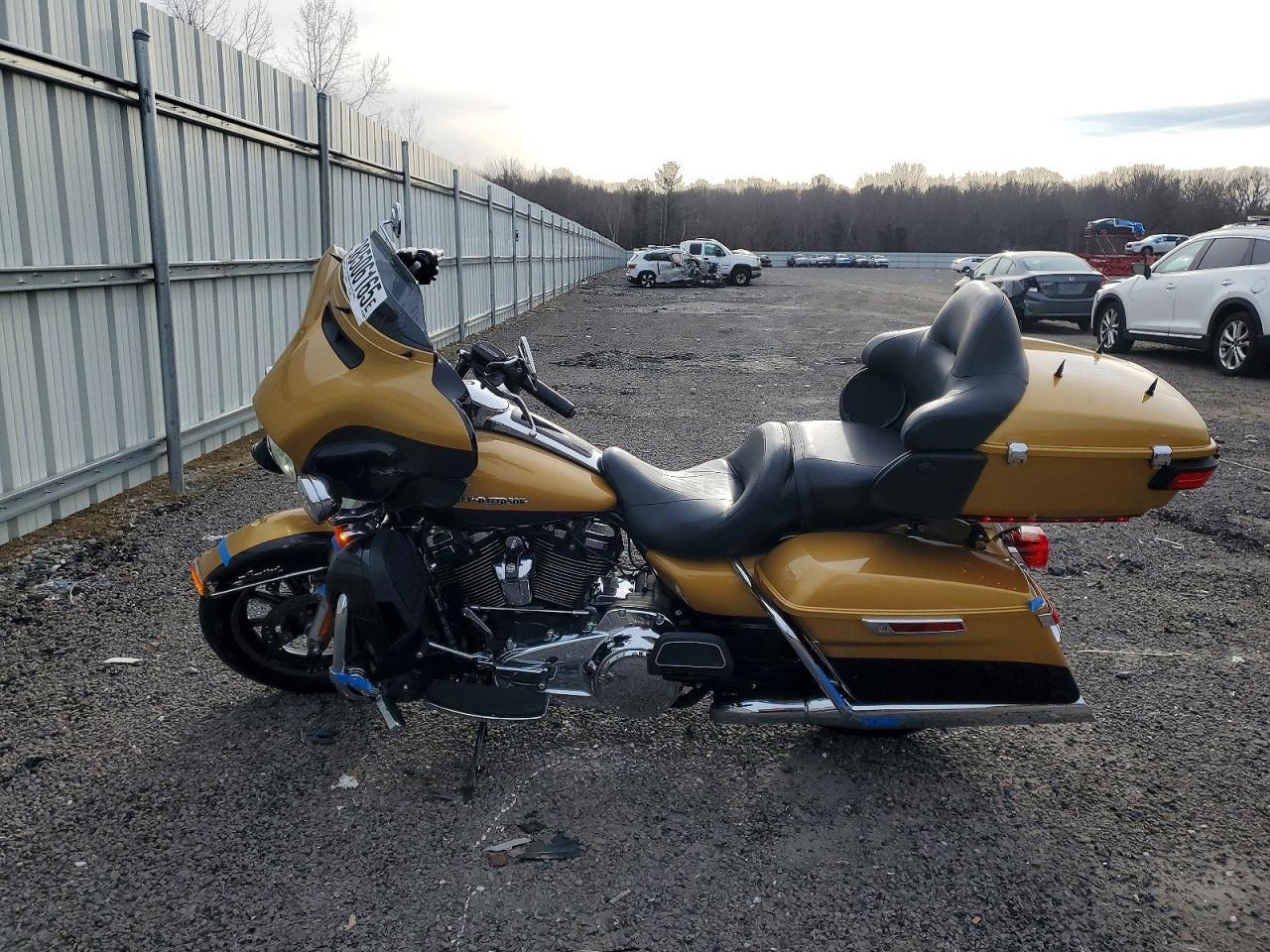 2017 Harley-Davidson Flhtk Ultra Limited - Фото 3